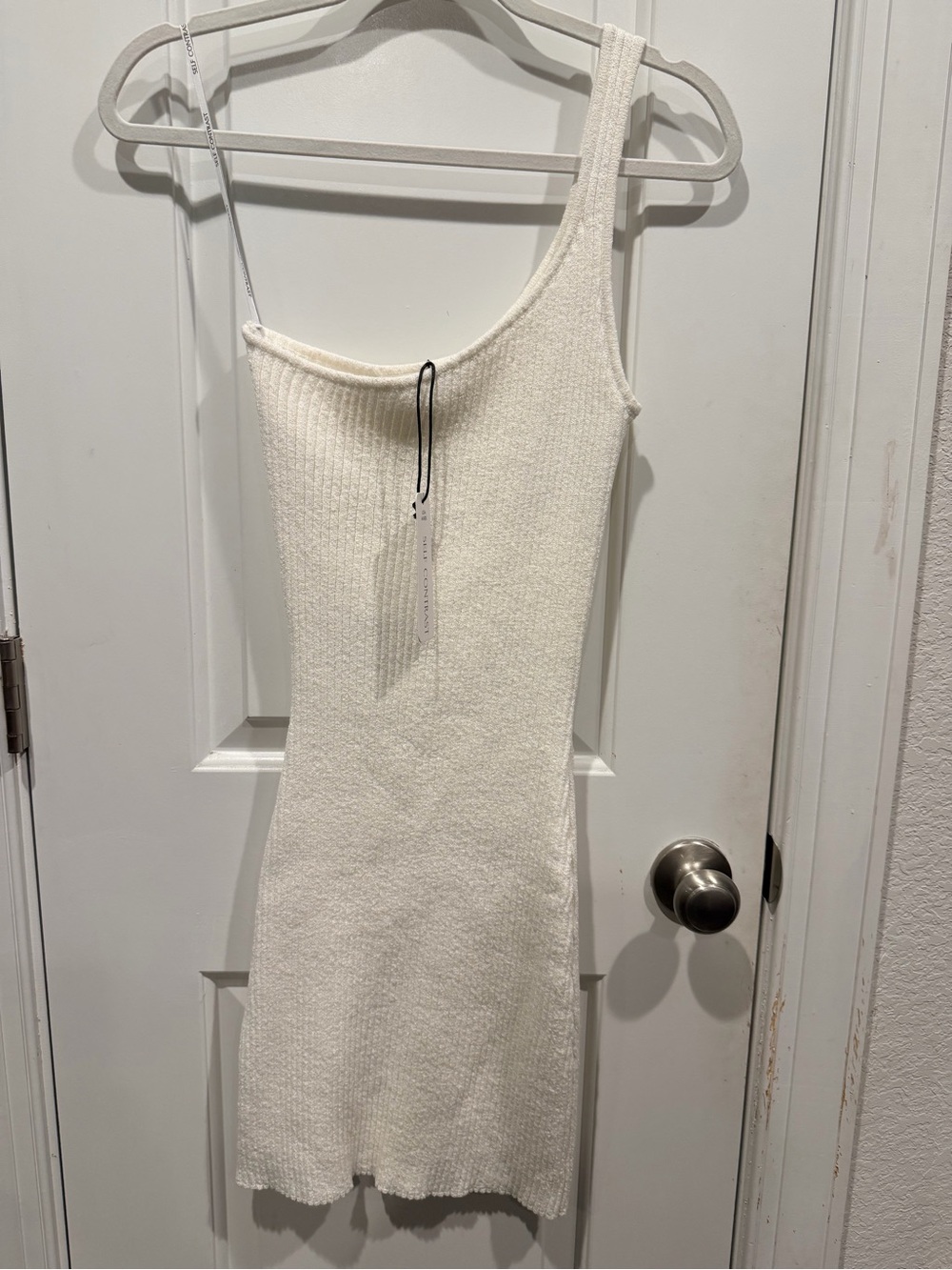 One-Shoulder Cream Knit Dress — Sleek Asymmetric Silhouette - Picture 1 of 4